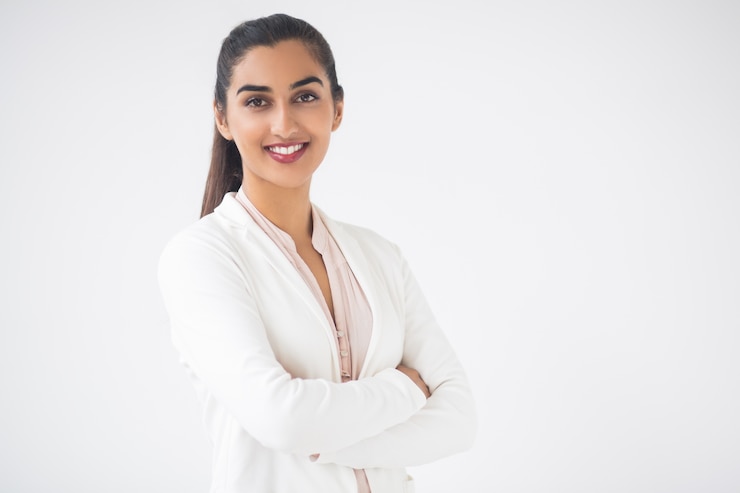 closeup-happy-pretty-indian-business-woman_1262-2258